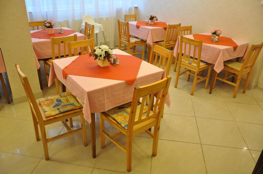 Harmony Panzio Bed & Breakfast Hajdúszoboszló Exterior foto